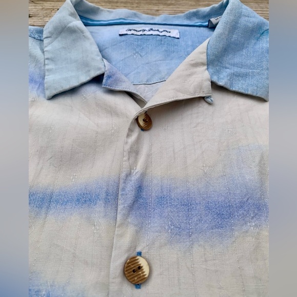 Tommy Bahama “Hawaii” Beach Scene Shirt - Size M - Picture 7 of 9